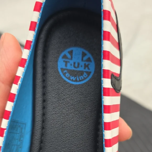 T.U.K Black and Red Cat Flats - Picture 5 of 9